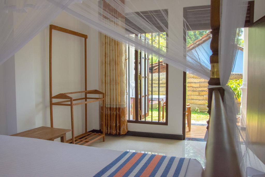 Garden Inn Mirissa Buitenkant foto